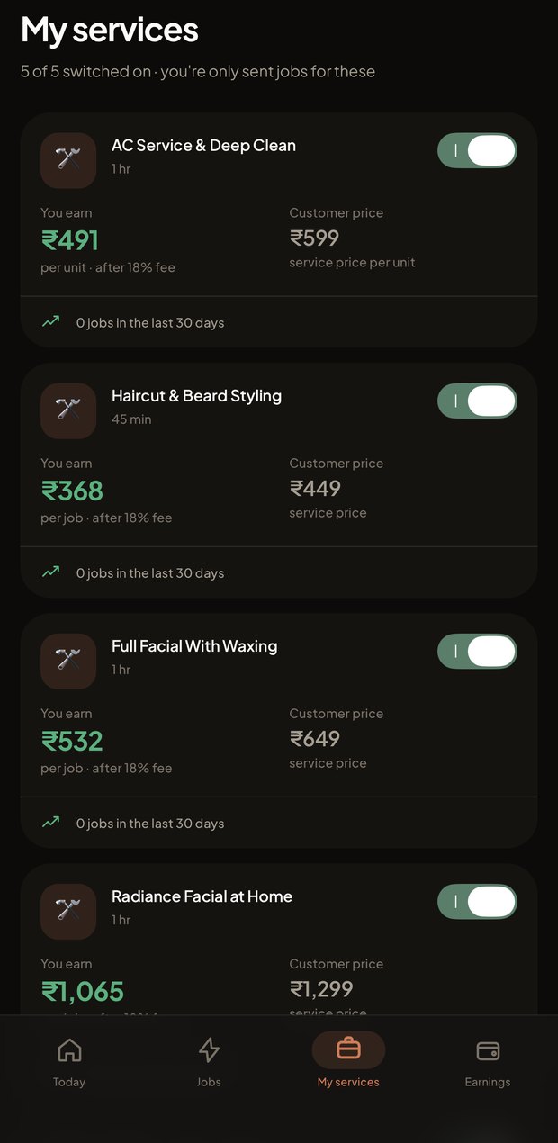 Homse pro app: My services, showing what the professional earns per job